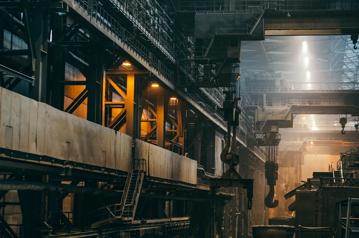 Industrial plant equipment including vessels and piping for high pressure service