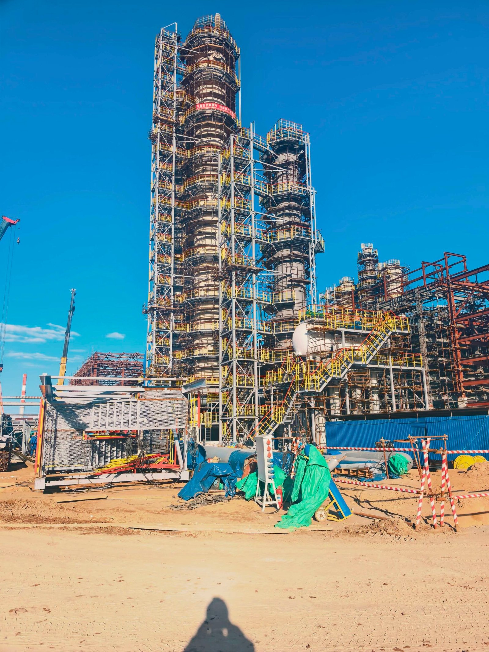 Platforms and ladders installed on large petrochemical process towers